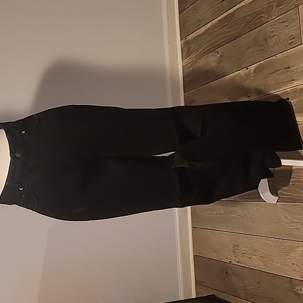 NWOT WE THE FREE DISTRESSED FLARE BLACK DENIM